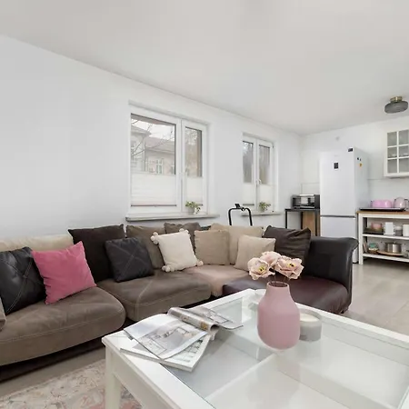 Appartement Bright In Perfect For Remote Work By Renters Krakau