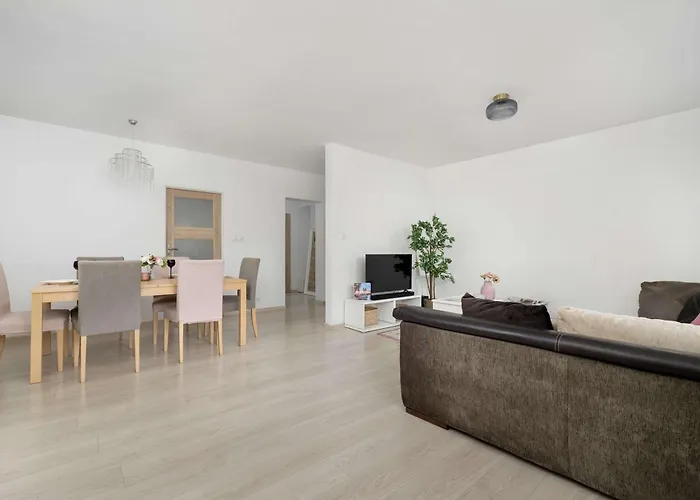 Bright In Perfect For Remote Work By Renters דירה