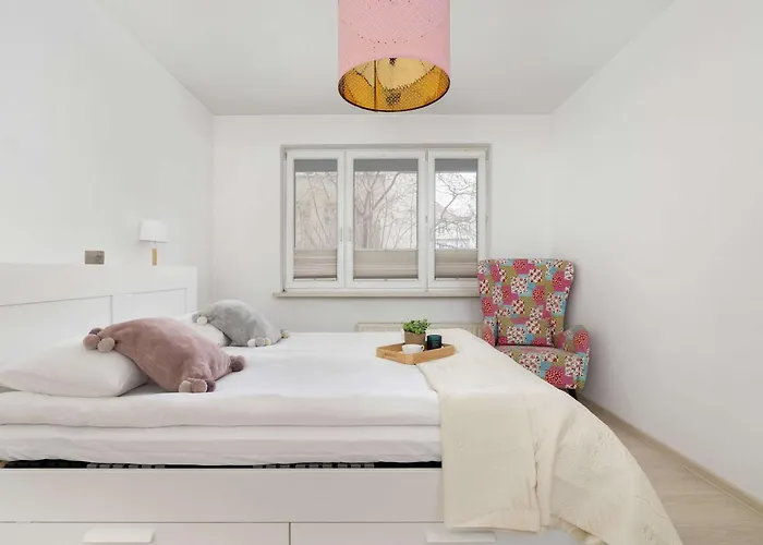 Bright In Perfect For Remote Work By Renters *