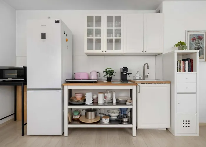 Bright In Perfect For Remote Work By Renters