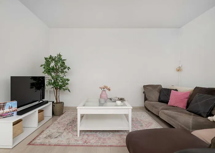 Bright In Perfect For Remote Work By Renters アパート クラクフ